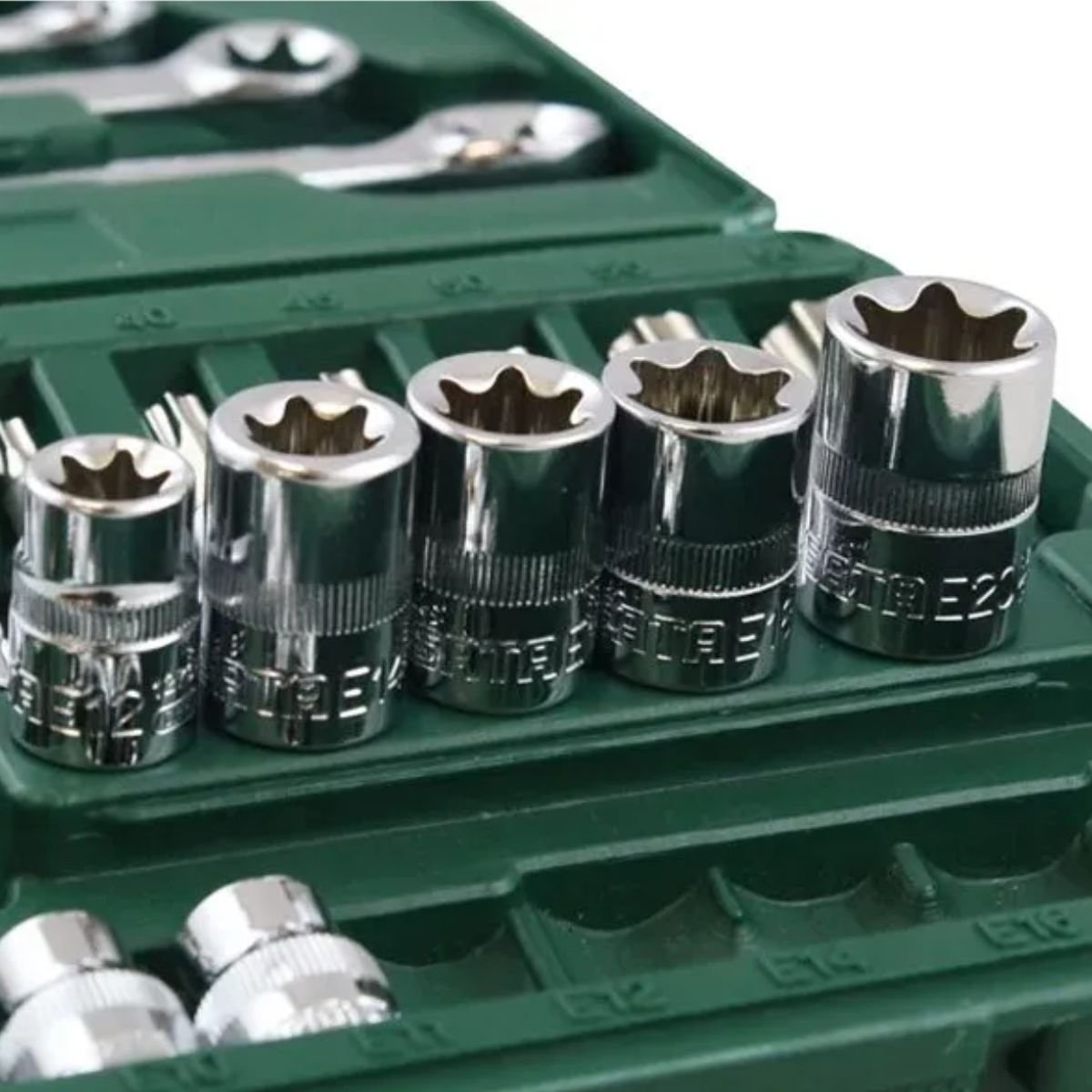 Jogo de Soquetes e Chaves E-torx 3/8 e 1/4 35 Peças Sata - Loja Brafer