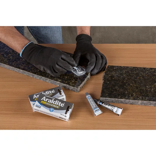 Cola Epoxi Araldite Fix Branco 20g Tekbond