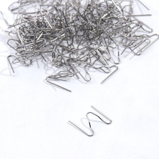 Grampo Parafix Modelo M 0.6mm Parachoque com 50 Und V8