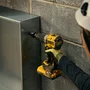 Parafusadeira Furadeira 20v Sem Bateria Dcd806b-b3 Dewalt